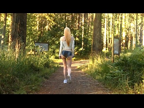❤️ Mooi vrou beweeg stadig, nie naakvideo nie ️❌ Russiese pornografie by ons ❌️